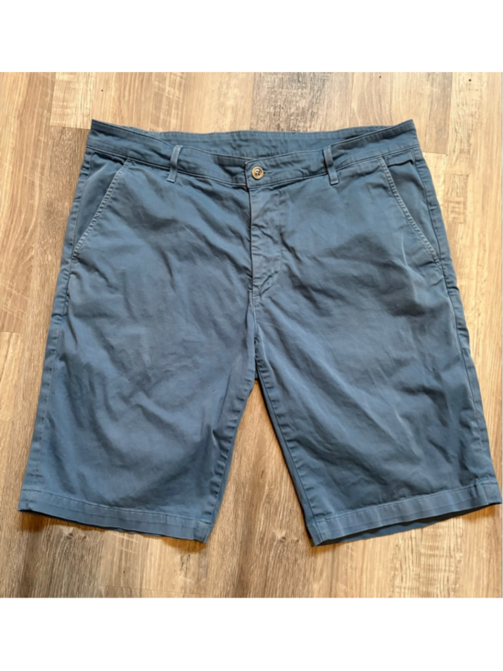 AG Adriano Goldschmied The Griffin Tailored Chino Shorts Men's 36 Slate Blue
